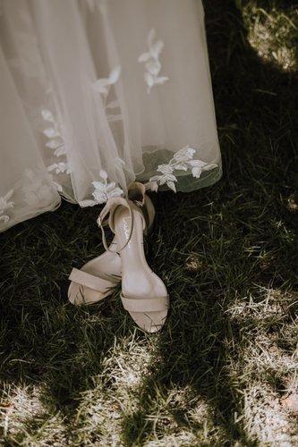 mobile - carousel-hero-element image-9