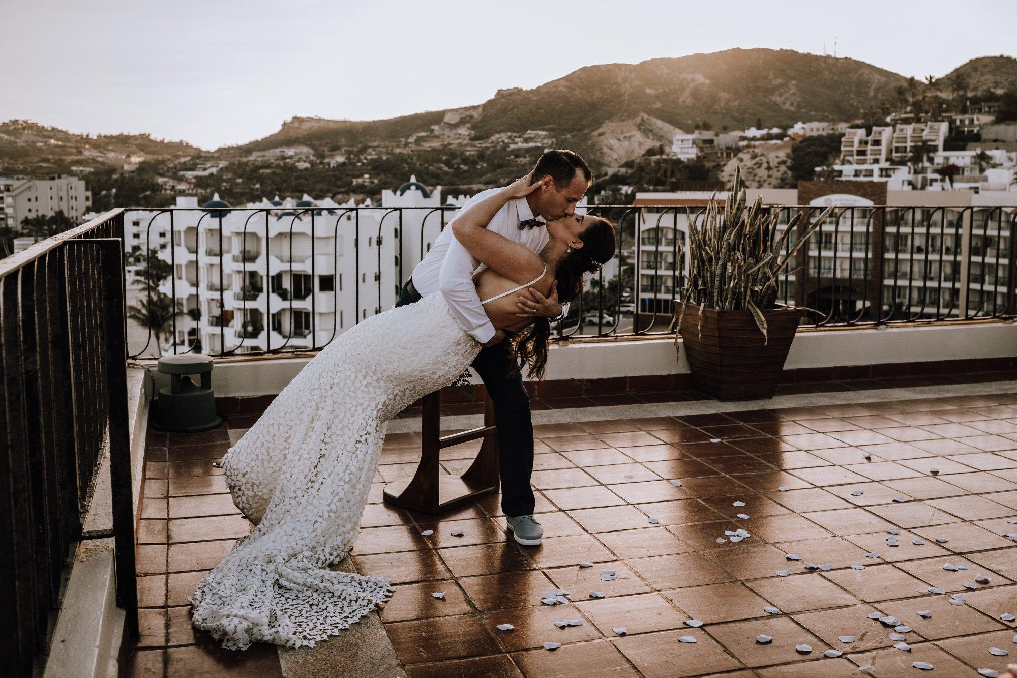 carousel-hero-element image-11