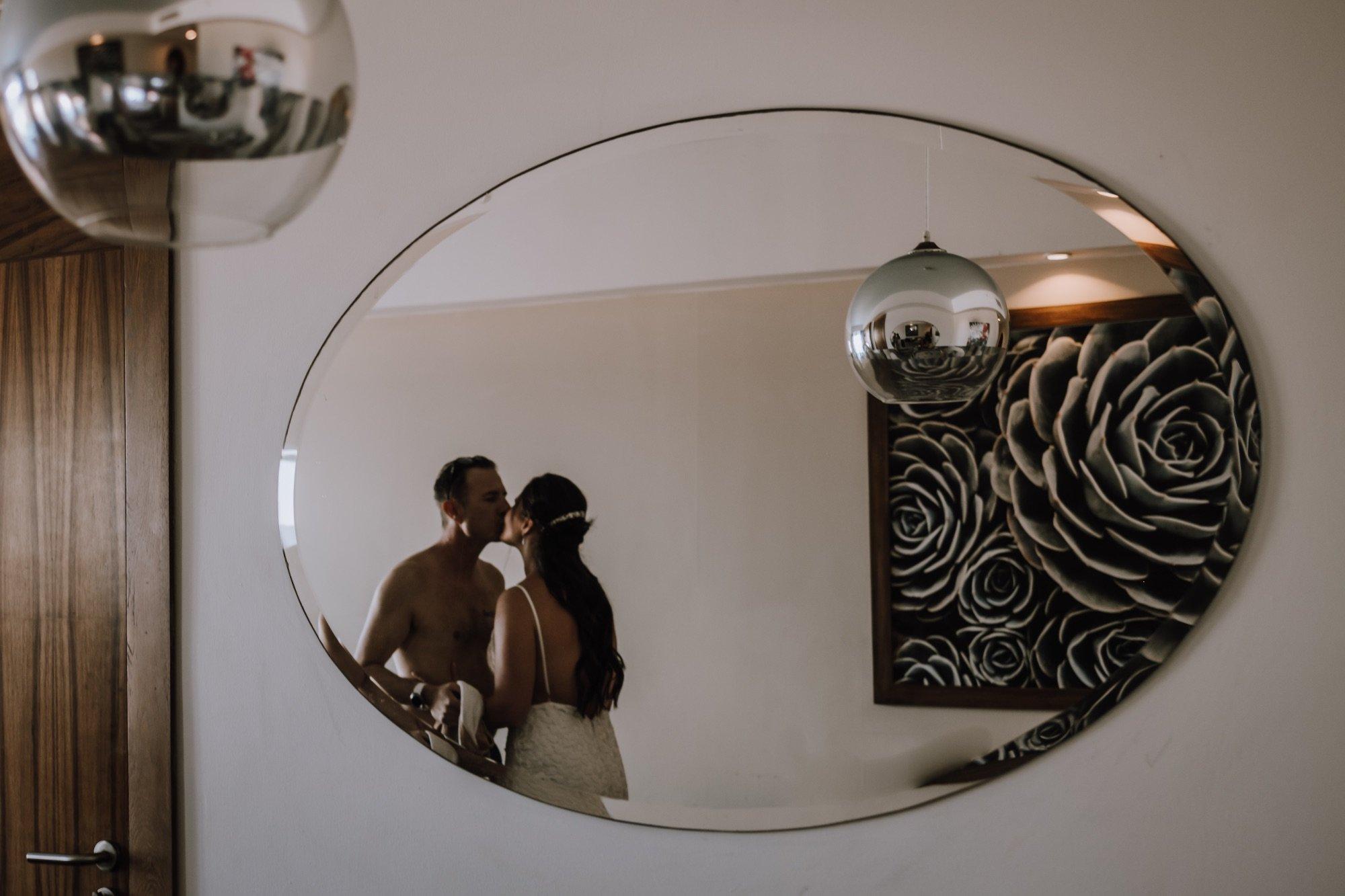 carousel-hero-element image-7