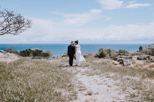 carousel-hero-element image-1