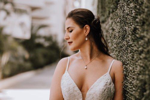 mobile - carousel-hero-element image-1