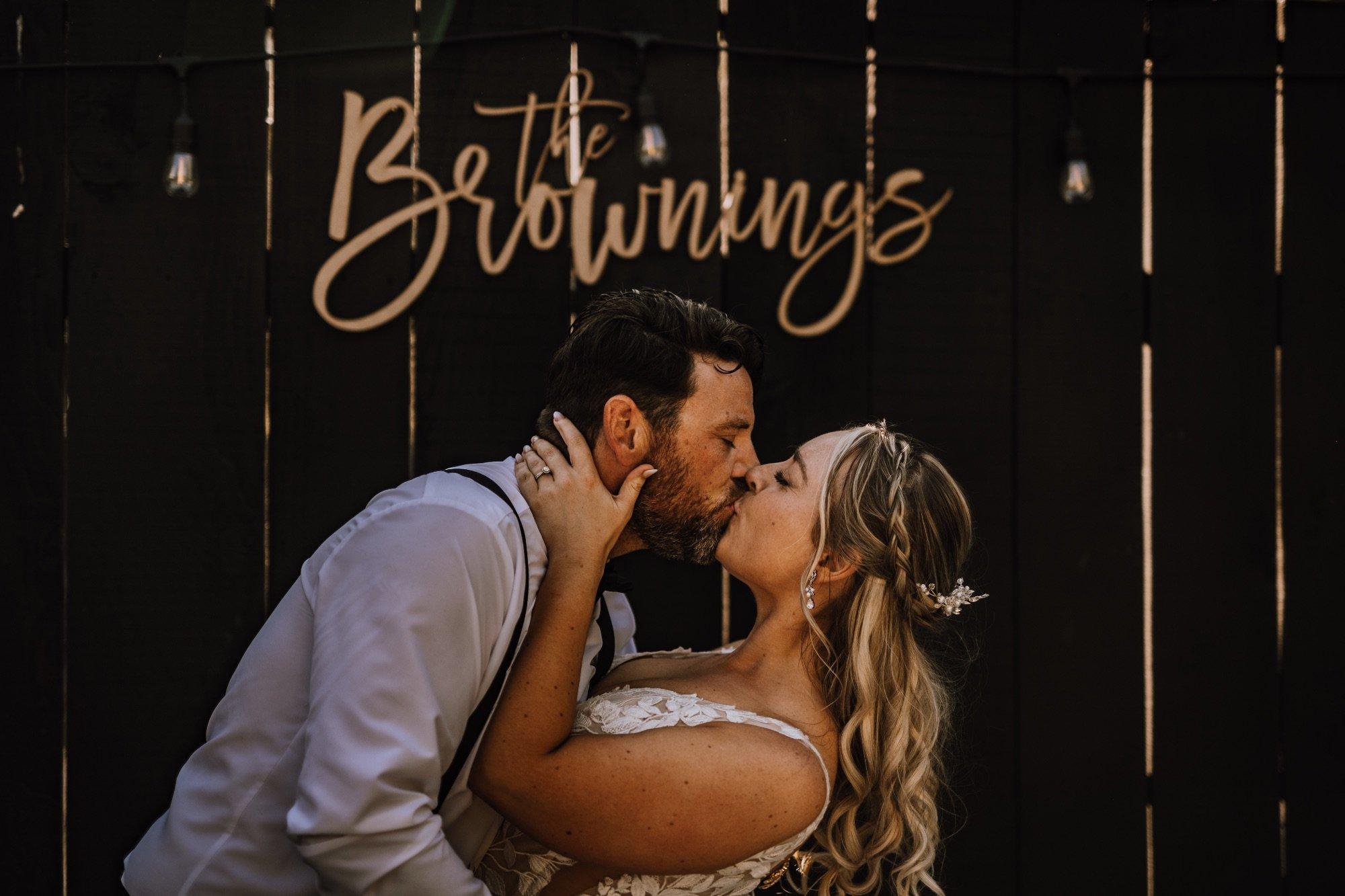 carousel-hero-element image-0