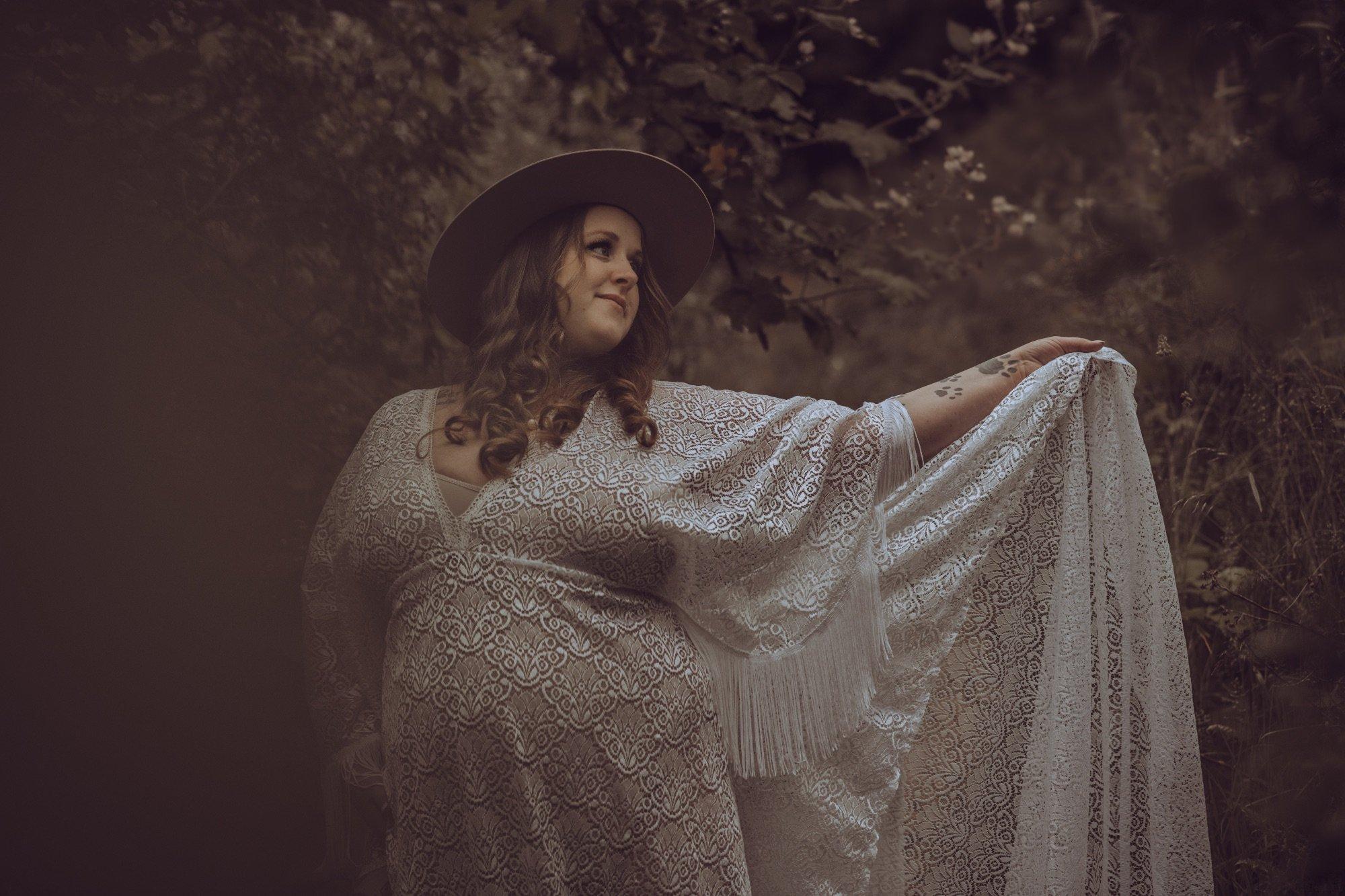 carousel-hero-element image-0