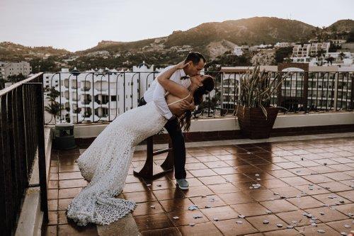 mobile - carousel-hero-element image-11